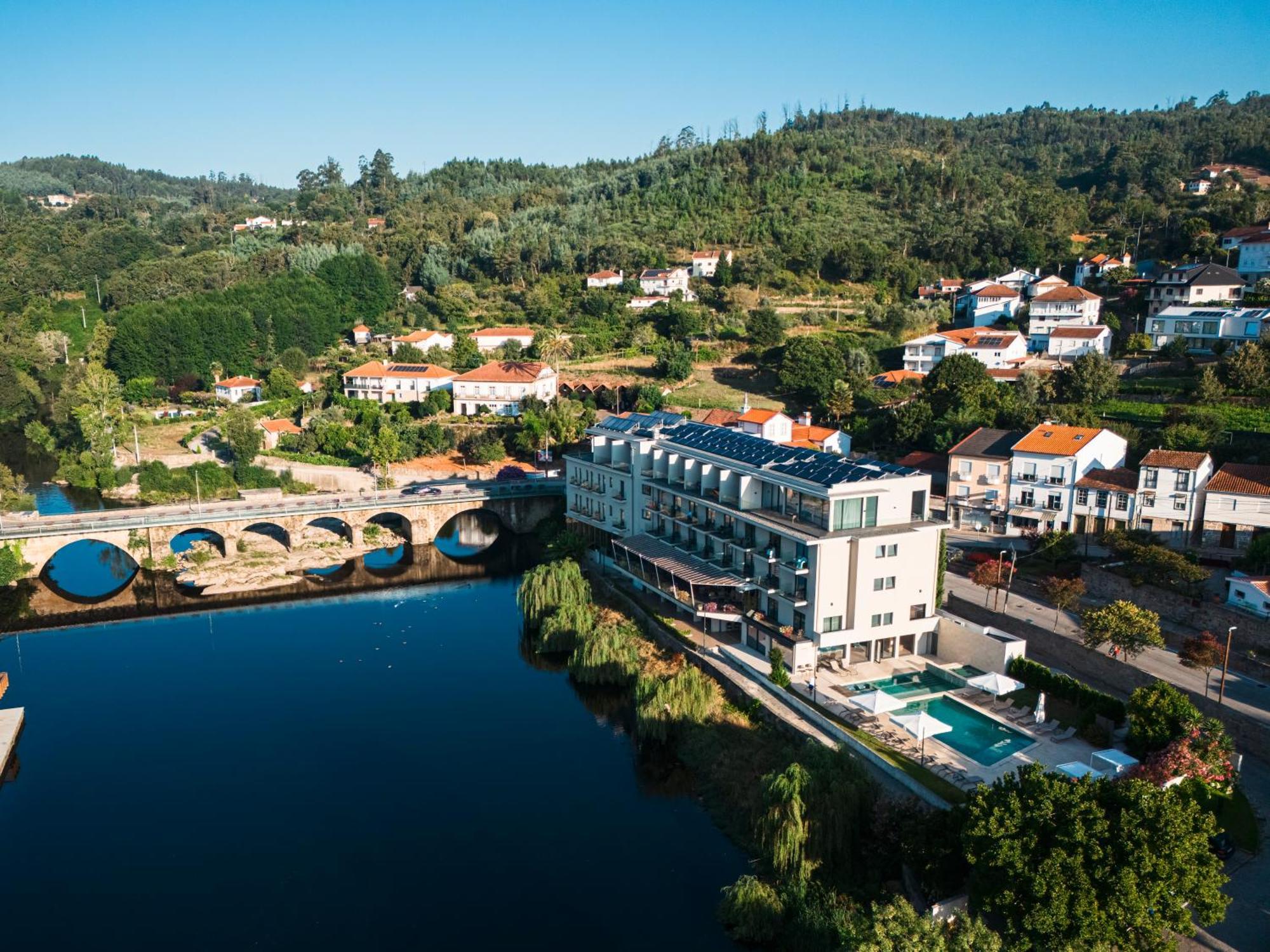תרמאס דה סאו פדרו דו סול Hotel Vouga מראה חיצוני תמונה